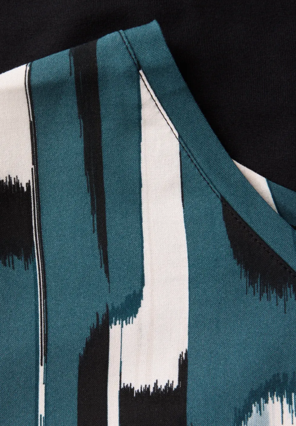 Materialmix Ikat Print Shirt