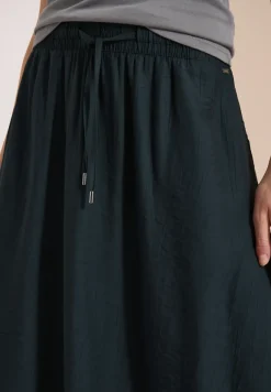 Maxi-Rock mit Taschen und Struktur