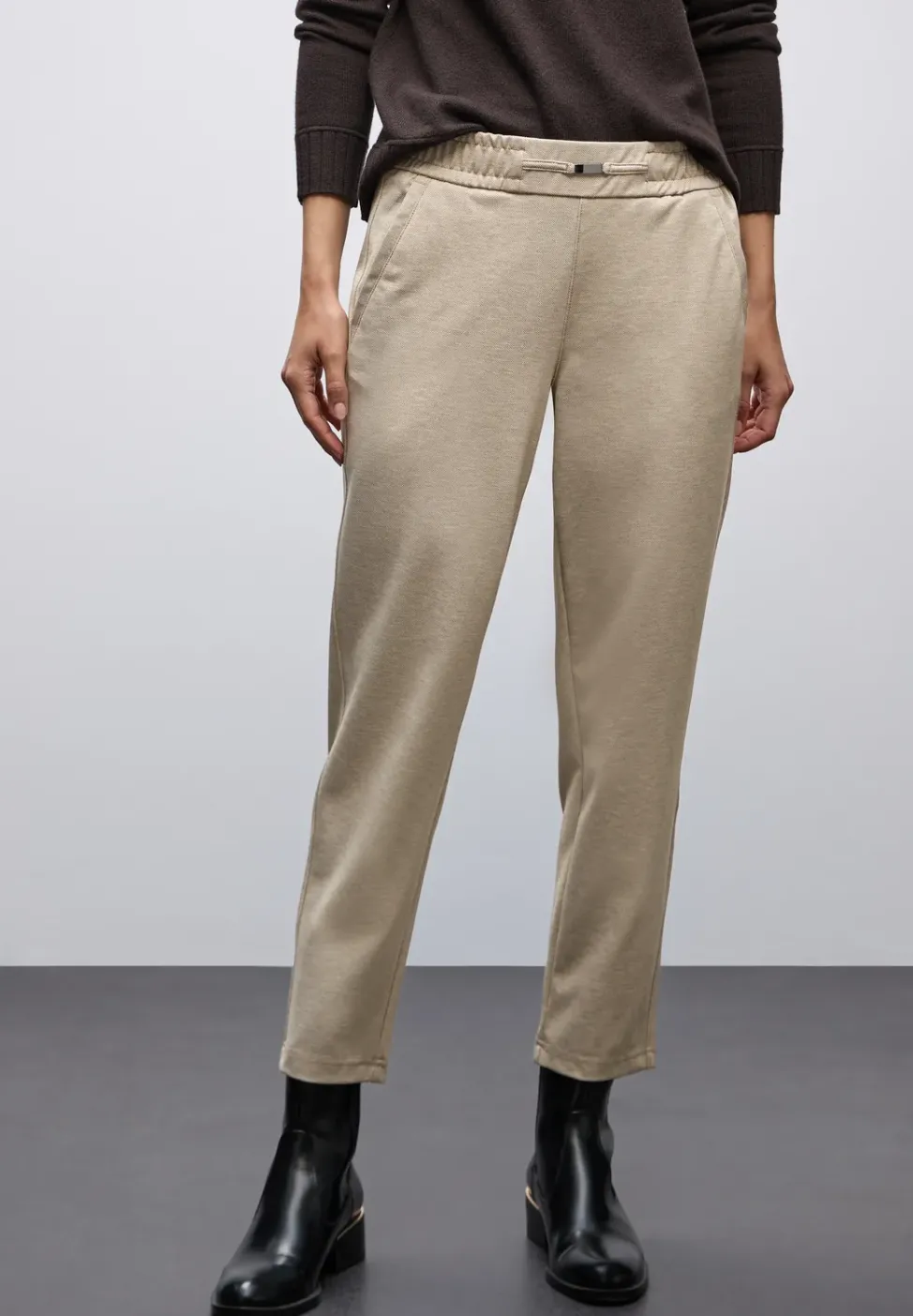 Melange Hose mit Detail