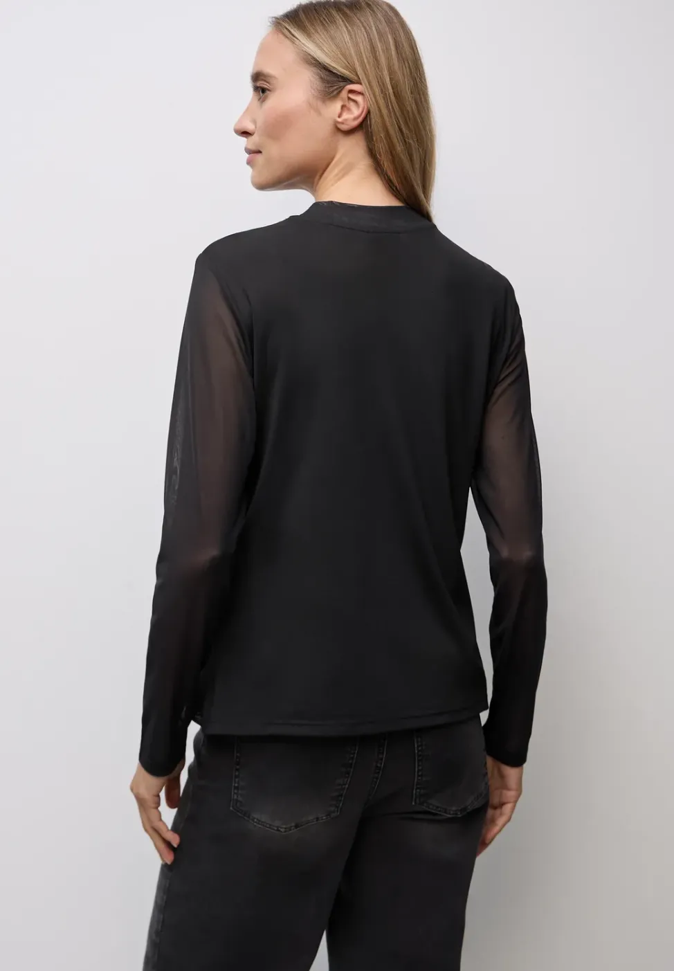 Mesh Turtleneck Shirt