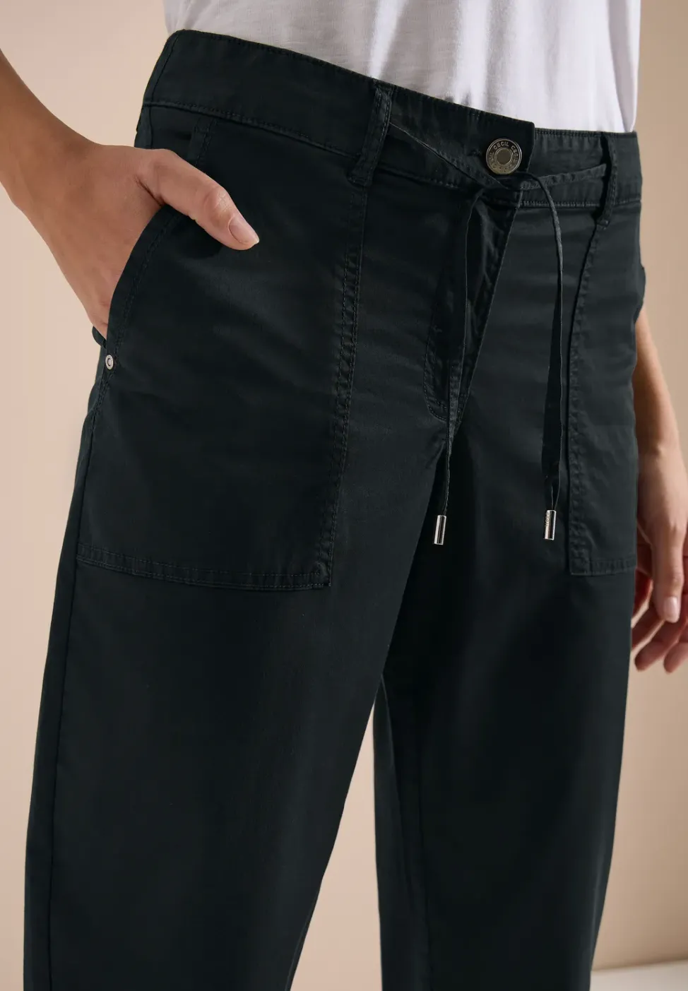 Mid Waist Barrel Leg Hose im Casual Fit