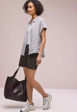 Mid Waist Chino Shorts im Casual Fit
