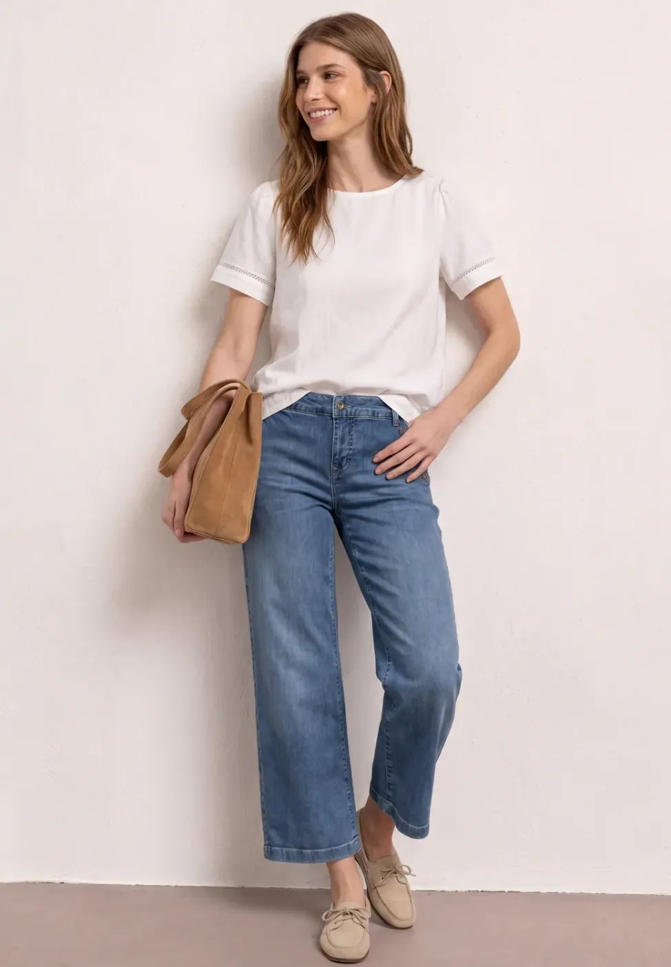 Mid Waist Jeansculotte mit Knopfdetails