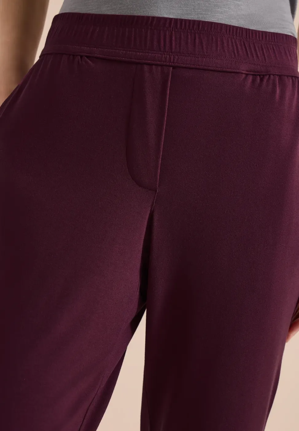 Mid Waist Slim Leg Hose im Casual Fit