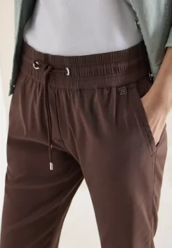 Mid Waist Slim Leg Hose im Casual Fit
