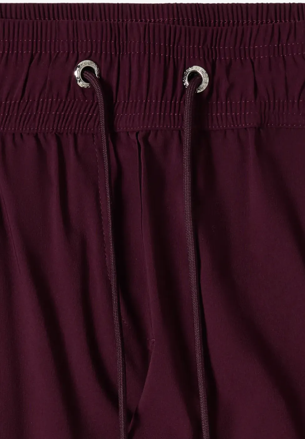 Mid Waist Slim Leg Hose im Casual Fit