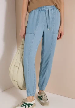 Mid Waist Slim Leg Hose im Washed-Look