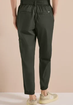 Mid Waist Slim Leg Hose im Loose Fit