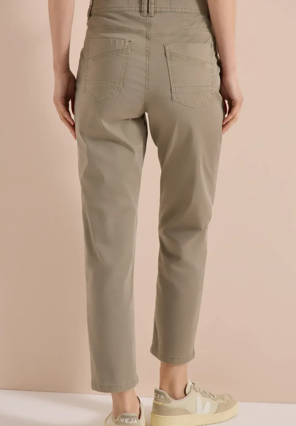 Mid Waist Slim Leg Hose im Casual Fit