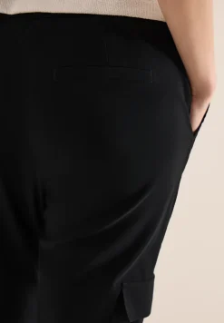 Mid Waist Slim Leg Hose im Cargo-Look