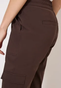Mid Waist Slim Leg Hose im Cargo-Look