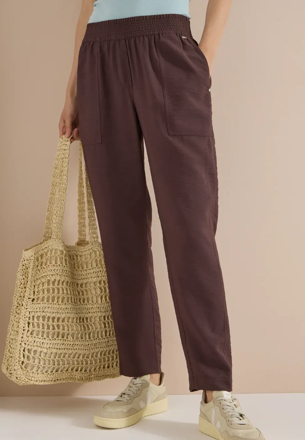 Mid Waist Slim Leg Hose im Loose Fit