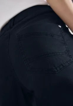 Mid Waist Slim Leg Hose im Casual Fit