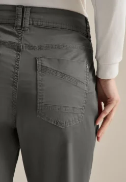 Mid Waist Slim Leg Hose im Casual Fit