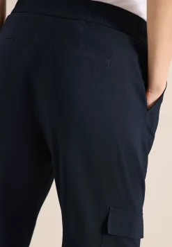 Mid Waist Slim Leg Hose im Cargo-Look