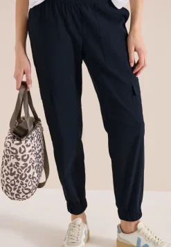 Mid Waist Slim Leg Hose im Cargo-Look