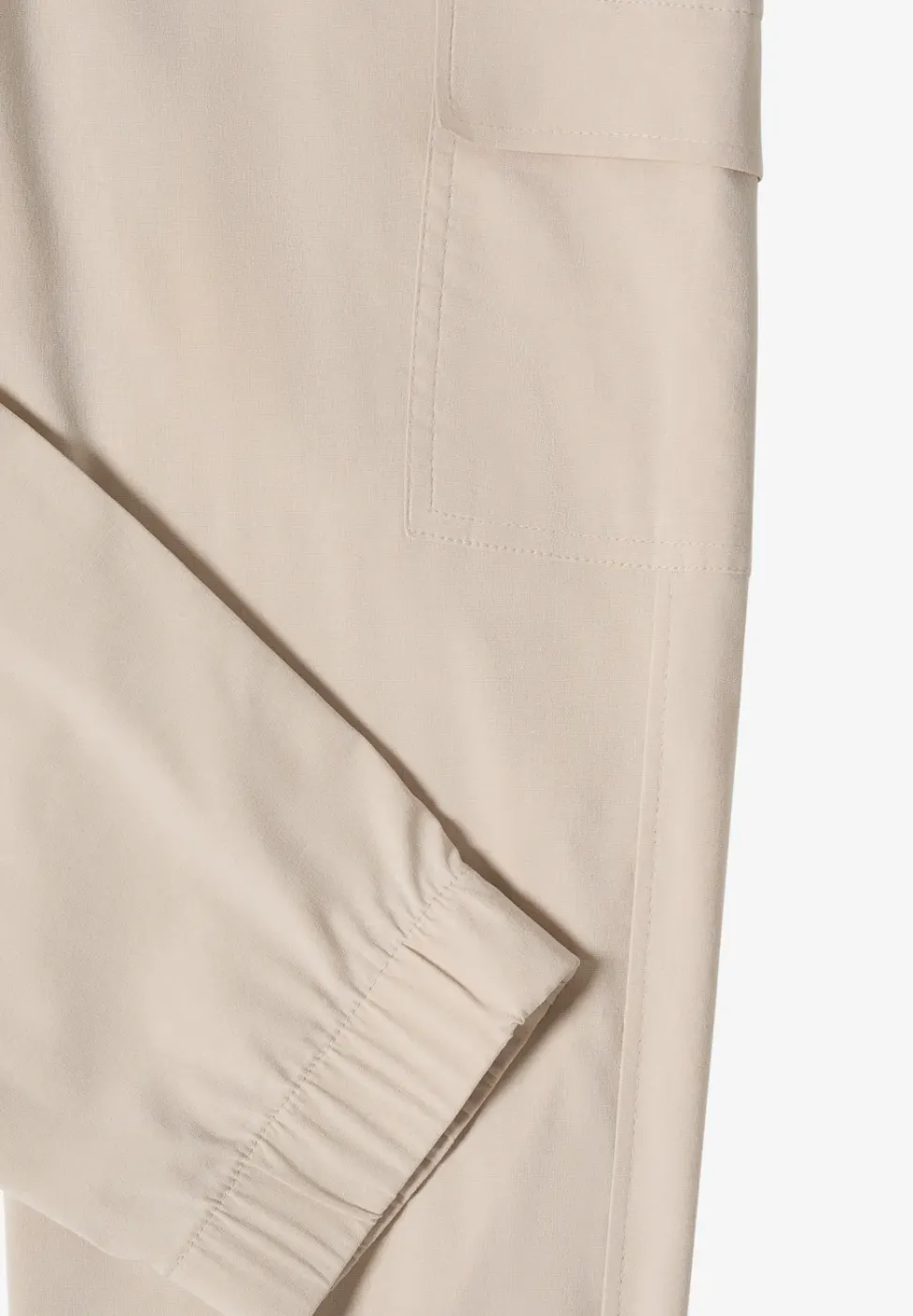 Mid Waist Slim Leg Hose im Cargo-Look