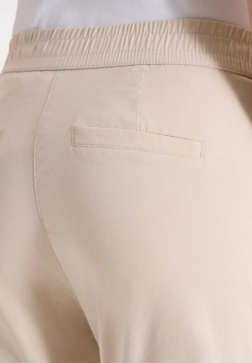 Mid Waist Slim Leg Hose im Cargo-Look