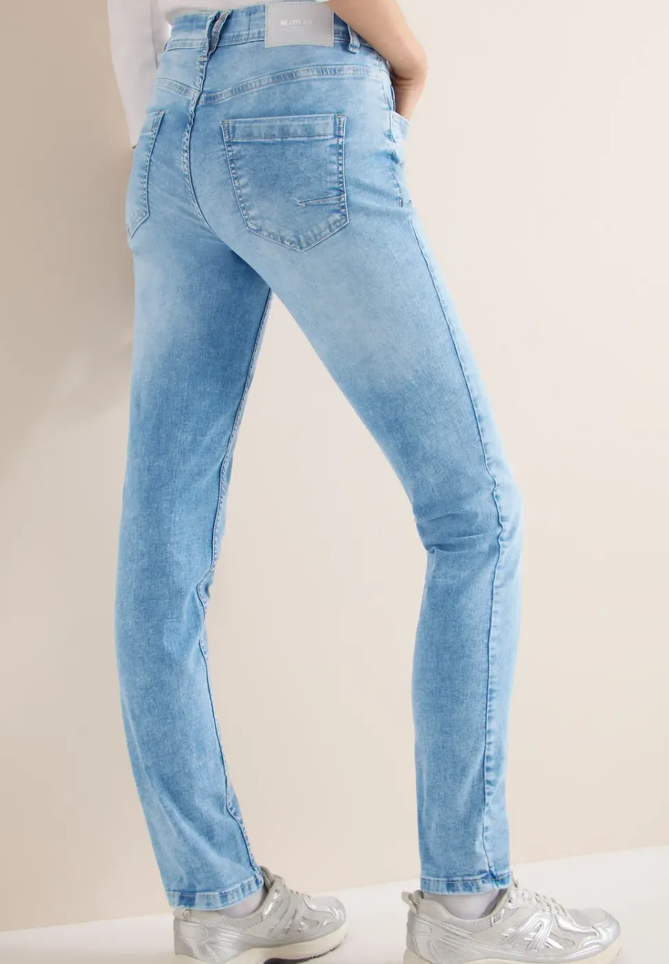 Mid Waist Slim Leg Jeans im Slim Fit