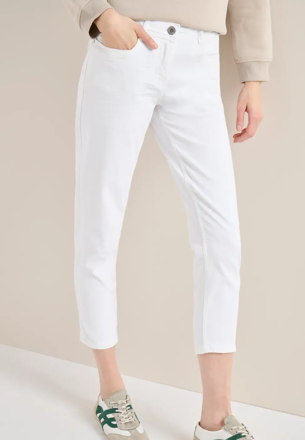 Mid Waist Slim Leg Jeans im Casual Fit
