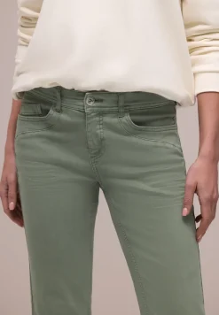 Mid Waist Straight Leg Jeans im Slim Fit