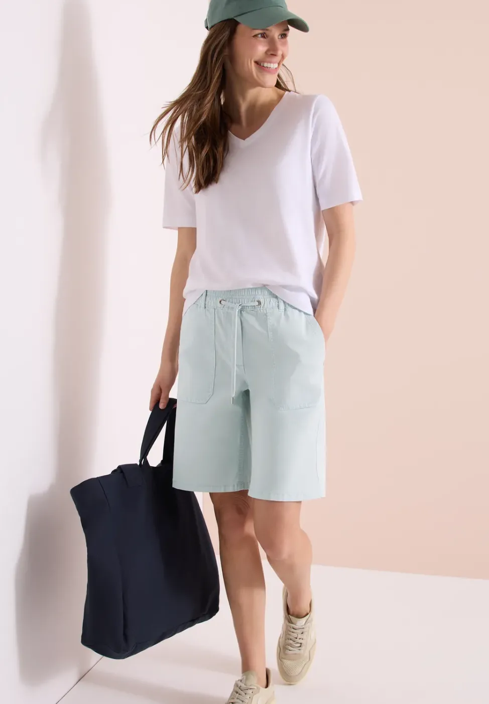 Mid Waist Straight Leg Shorts im Casual Fit