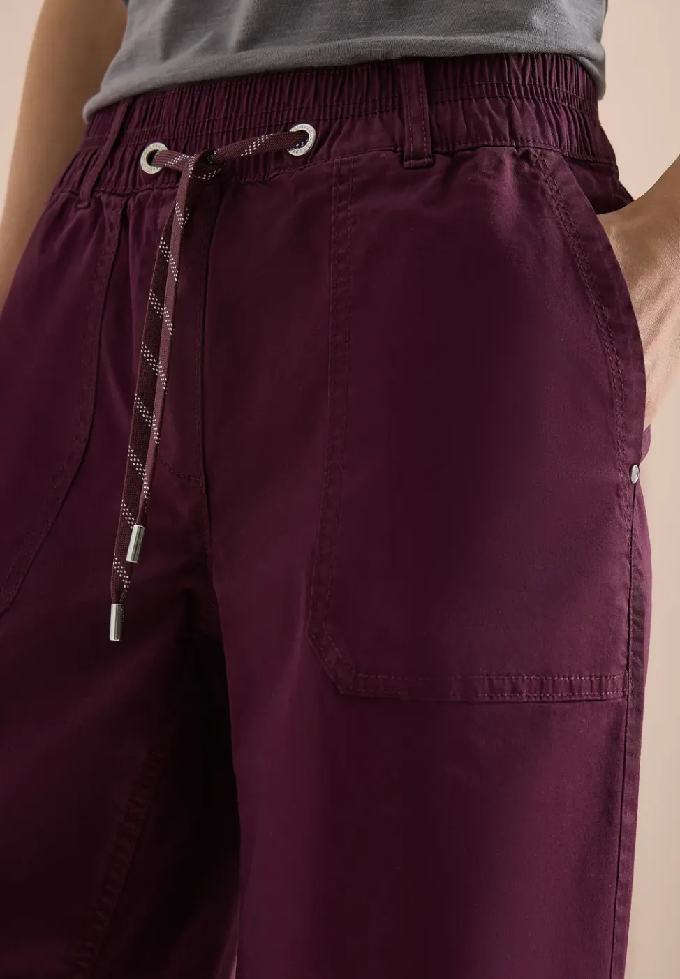 Mid Waist Straight Leg Shorts im Casual Fit