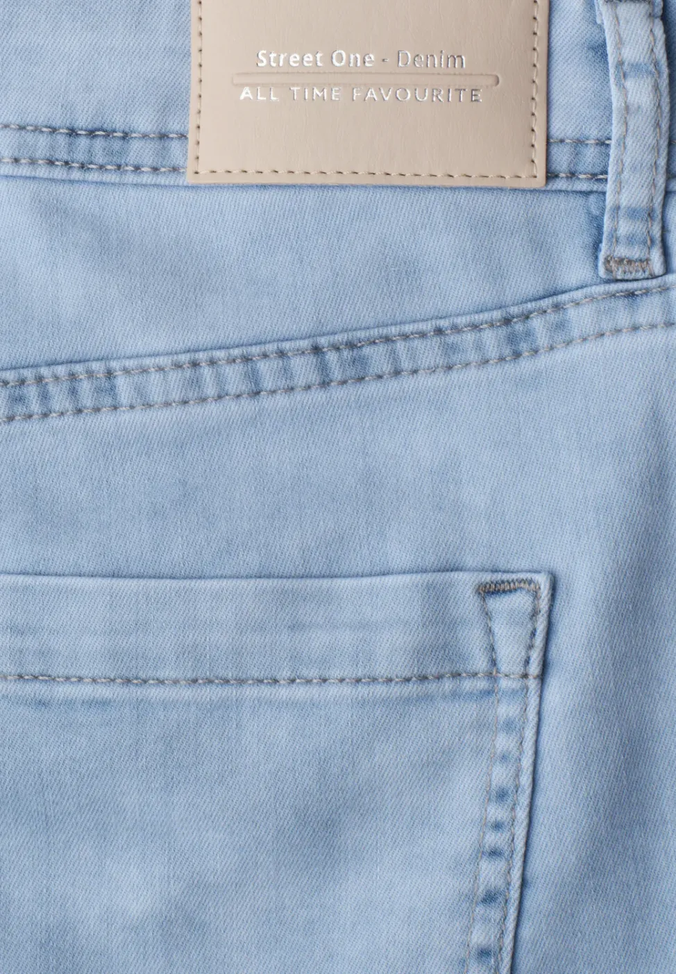 Mid Waist Wide Leg Jeans im Loose Fit