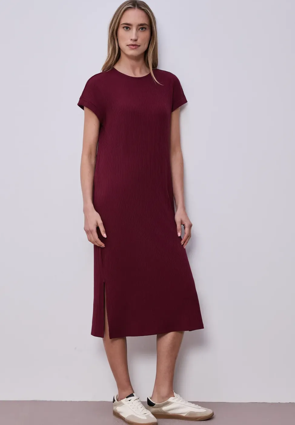 Midi-Kleid aus Jersey in Rippstruktur
