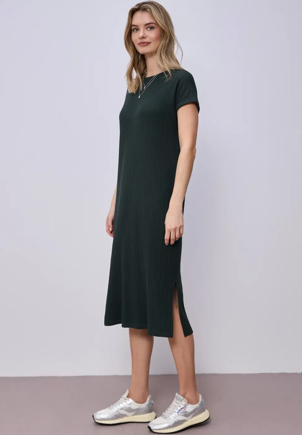 Midi-Kleid aus Jersey in Rippstruktur