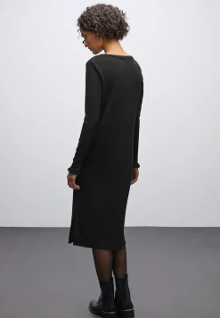 Midi-Kleid in Rippstruktur