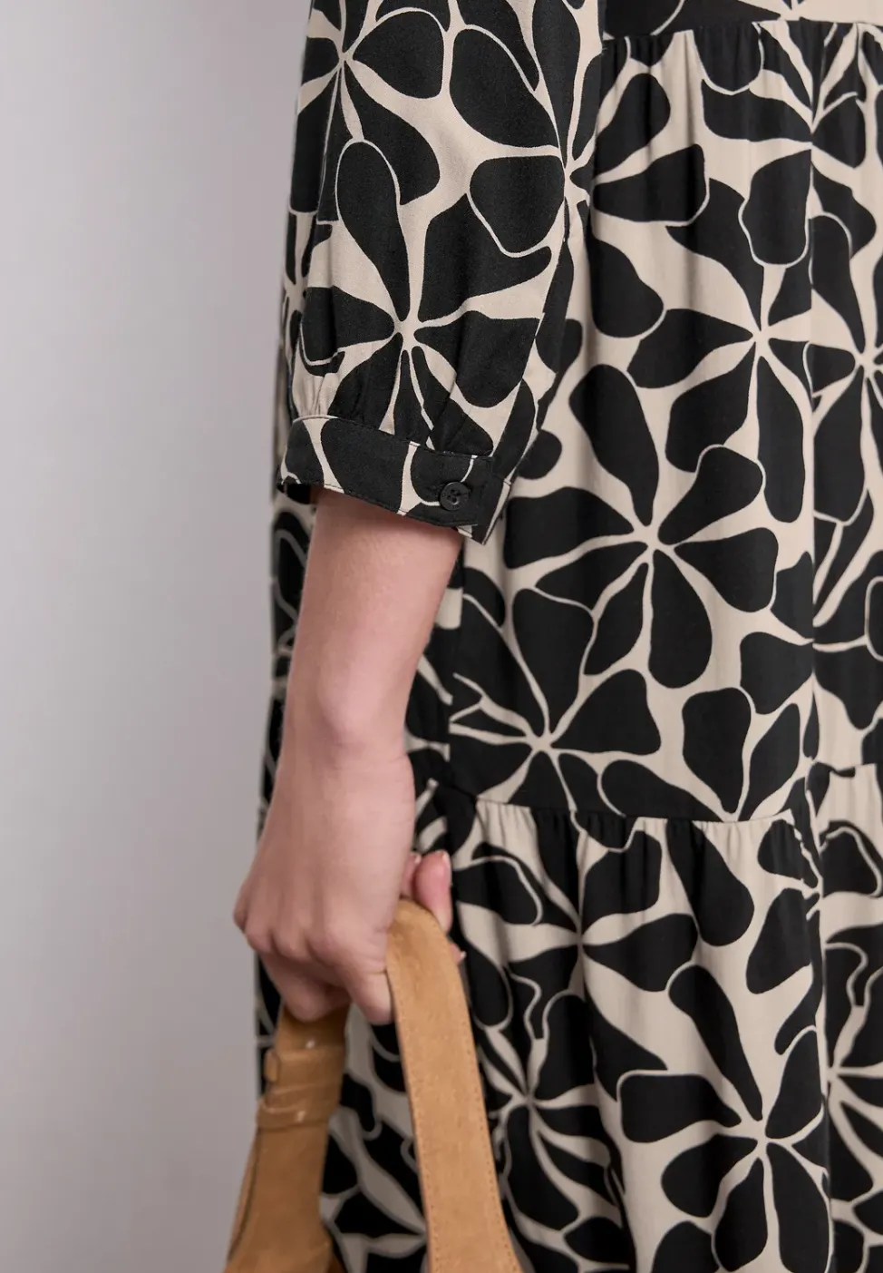 Midi-Kleid mit Split Neck im Ethno-Look