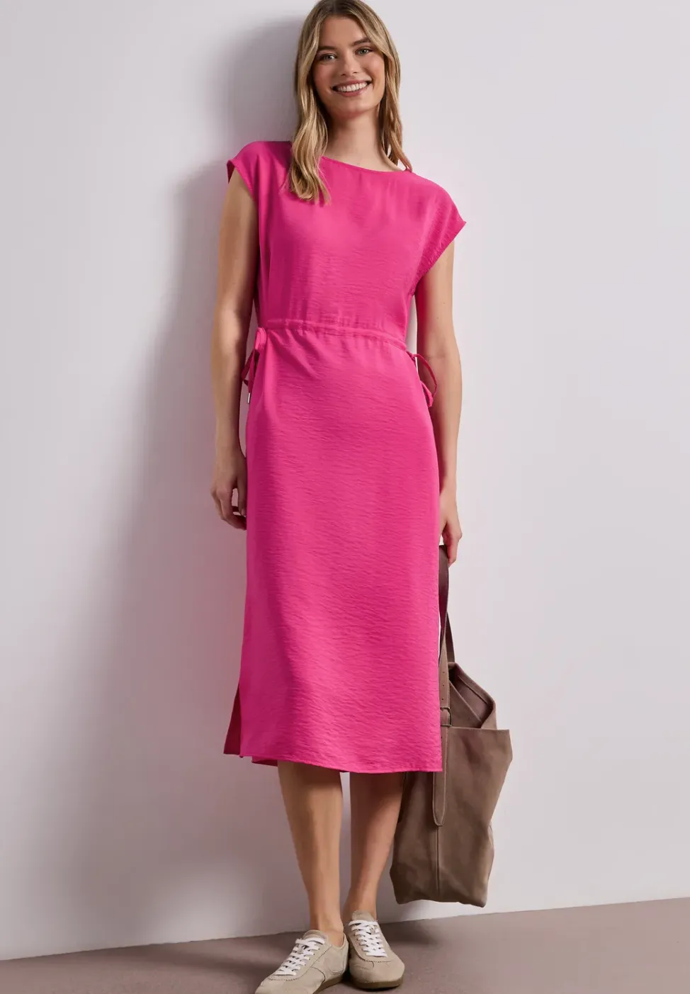 Midi-Kleid mit U-Boot-Ausschnitt