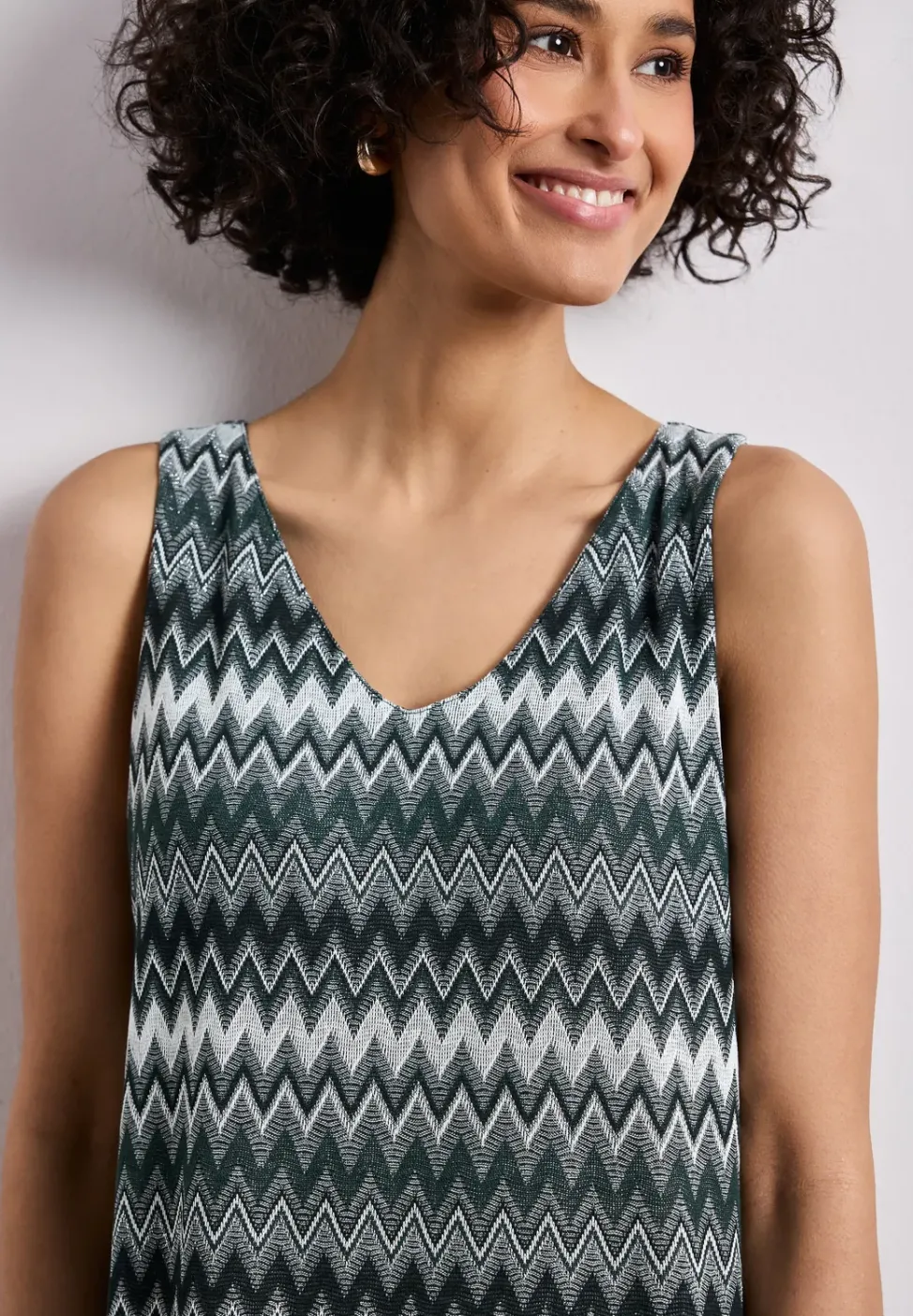 Midi-Kleid mit V-Neck in Jacquard-Qualität