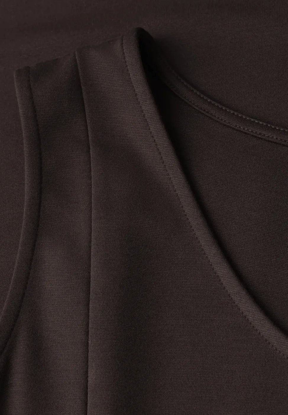 Midi-Kleid ohne Ärmel in Unifarbe