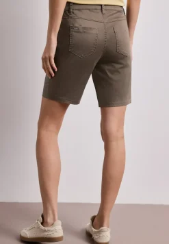 Mid Waist Bermuda in Satin-Optik