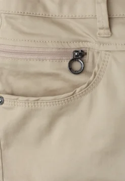 Mid Waist Bermuda in Satin-Optik