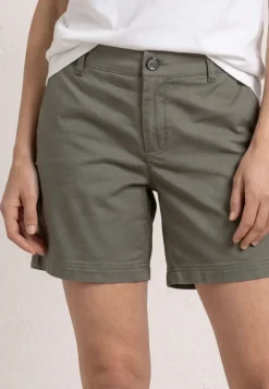 Mid Waist Chino Shorts im Casual Fit