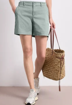 Mid Waist Chino Shorts im Casual Fit