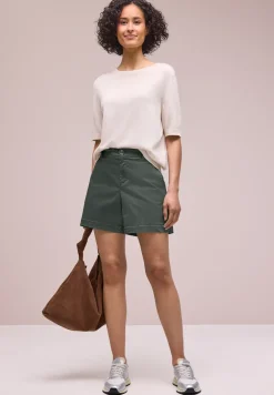 Mid Waist Chino Shorts im Casual Fit