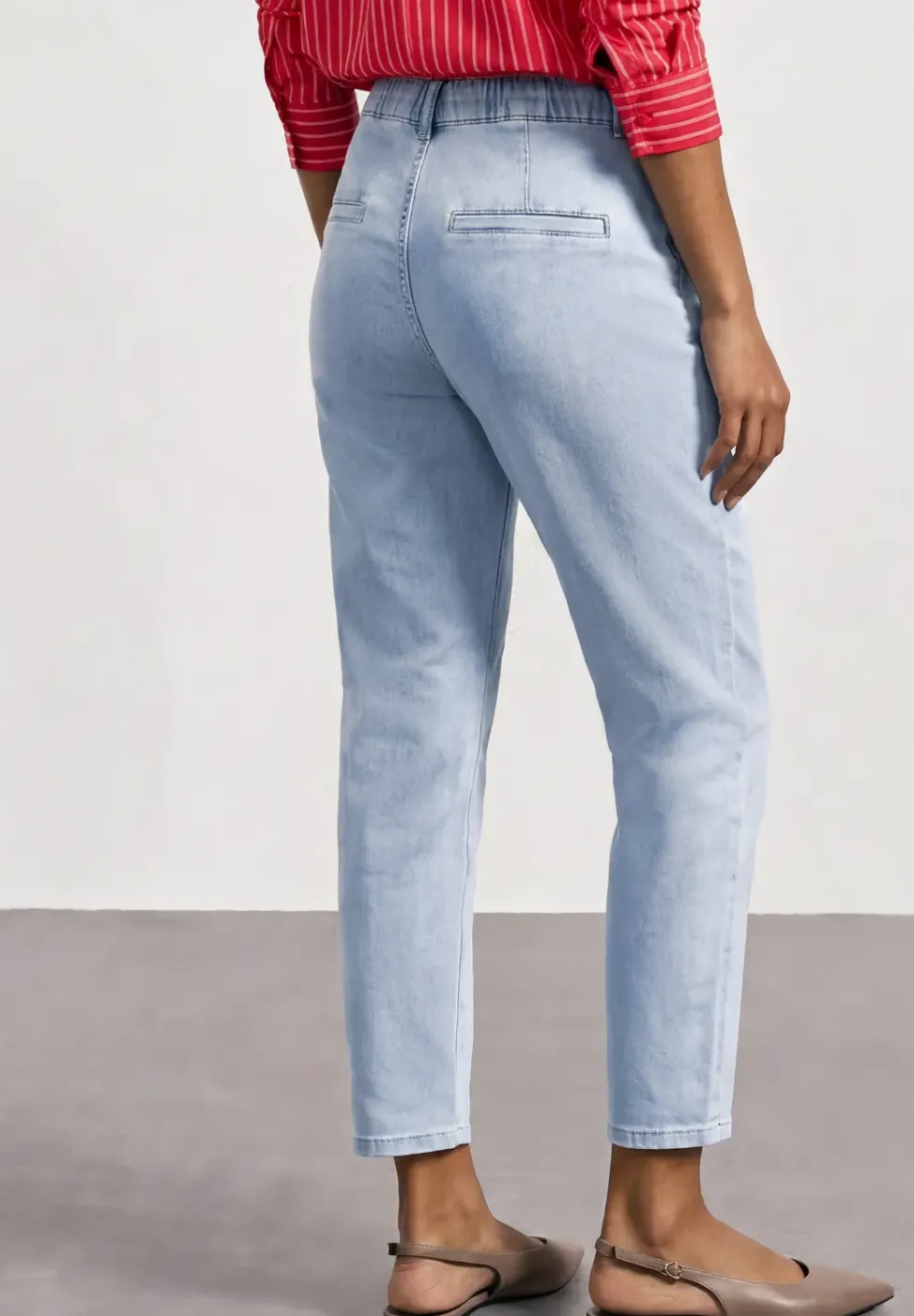 Mid Waist Jeans im Chino-Look