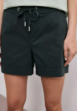Mid Waist Shorts im Casual Fit