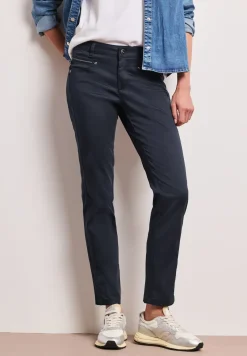 Mid Waist Slim Leg Hose im Satin-Look