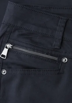 Mid Waist Slim Leg Hose im Satin-Look