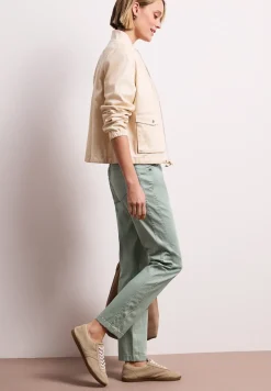 Mid Waist Slim Leg Hose im Satin-Look