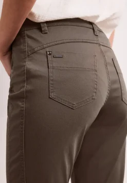 Mid Waist Slim Leg Hose im Satin-Look