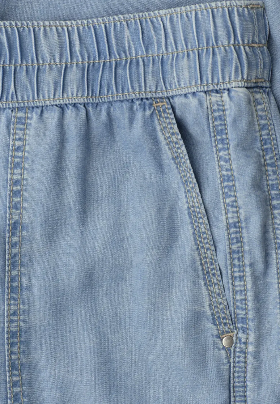 Mid Waist Slim Leg Hose im Washed-Look