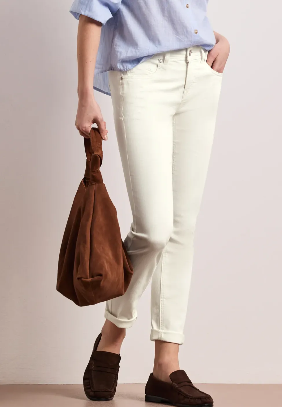 Mid Waist Slim Leg Jeans im Casual Fit