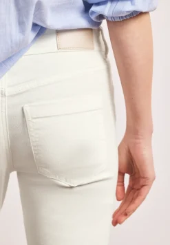 Mid Waist Slim Leg Jeans im Casual Fit
