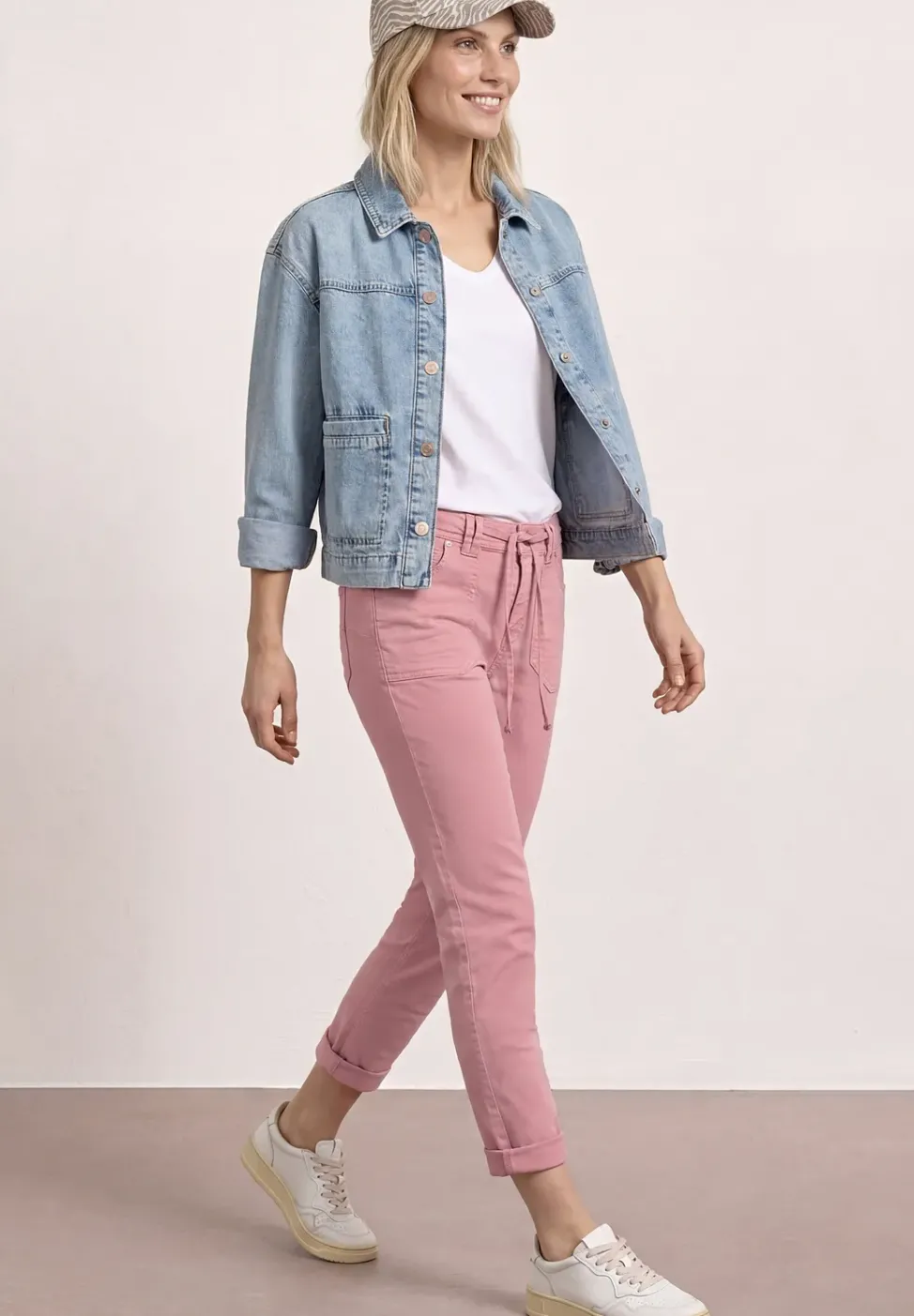 Mid Waist Tapered Leg Jeans im Loose Fit